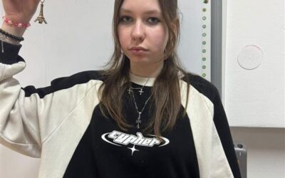 Učenica Nika Pavunc na školskom natjecanju iz francuskog jezika